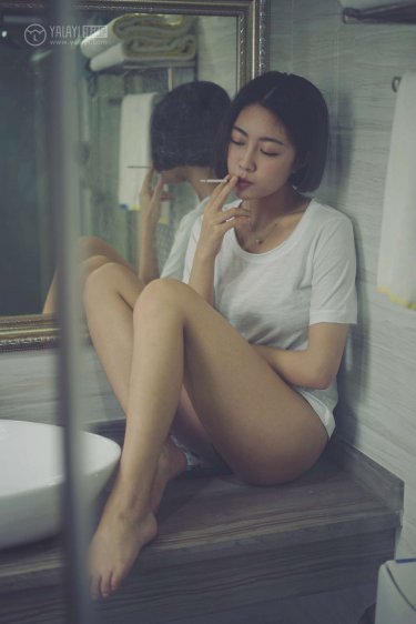 美女穿丝袜全过程